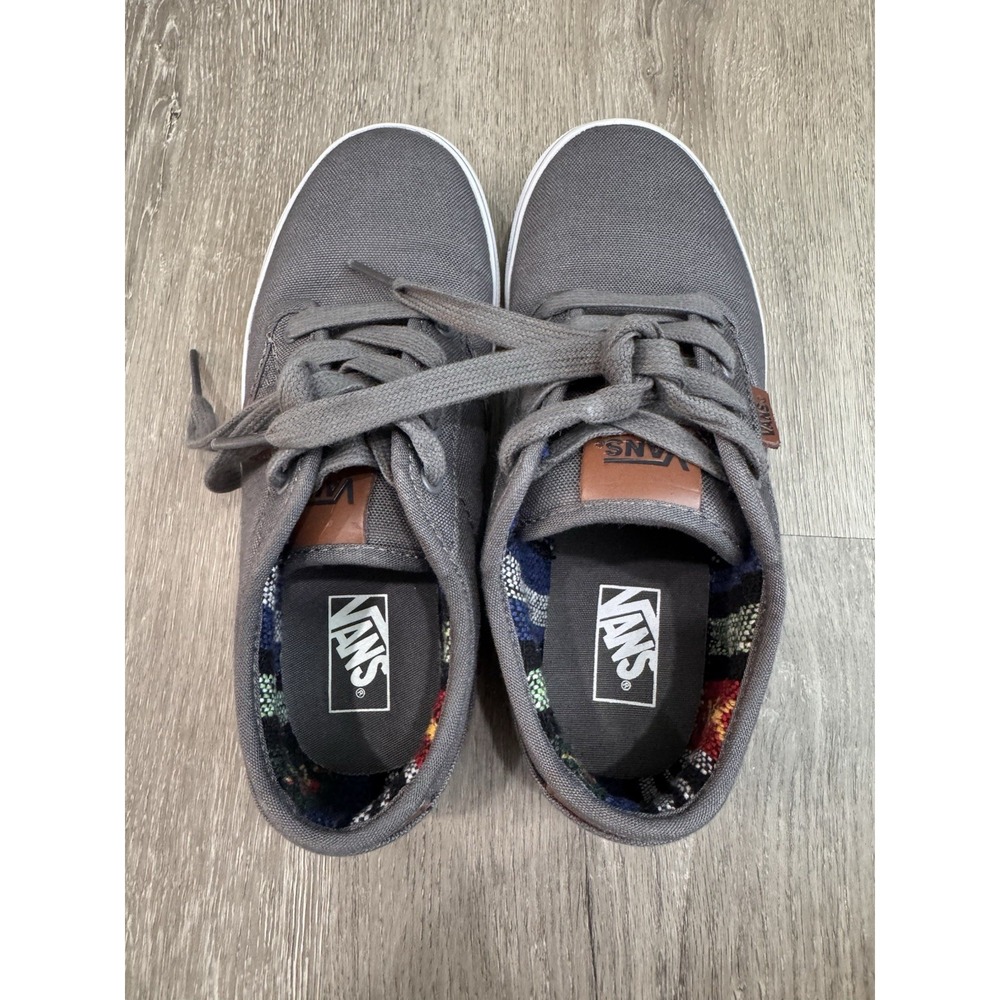 Vans Atwood Deluxe Youth Size 3 Gray Canvas Skate Sneakers Plaid Lining